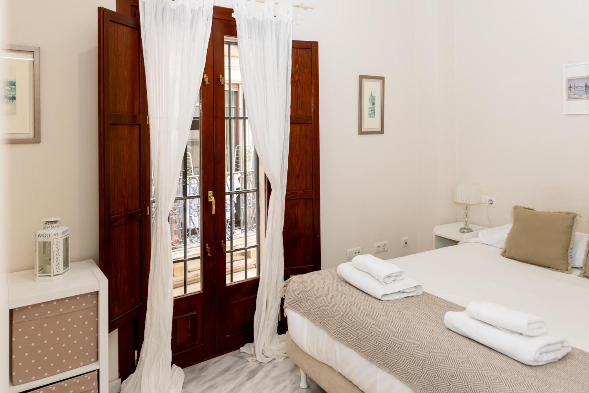 Charming & Quiet Apartment In Plaza Del Salvador Sevilla Exterior foto