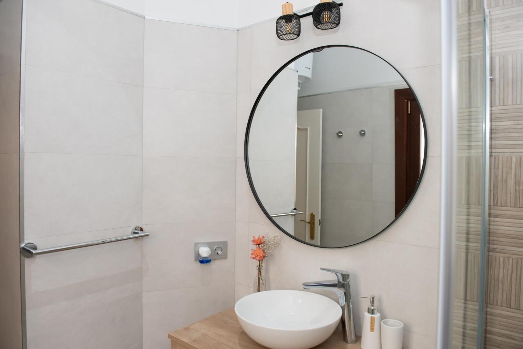Charming & Quiet Apartment In Plaza Del Salvador Sevilla Exterior foto